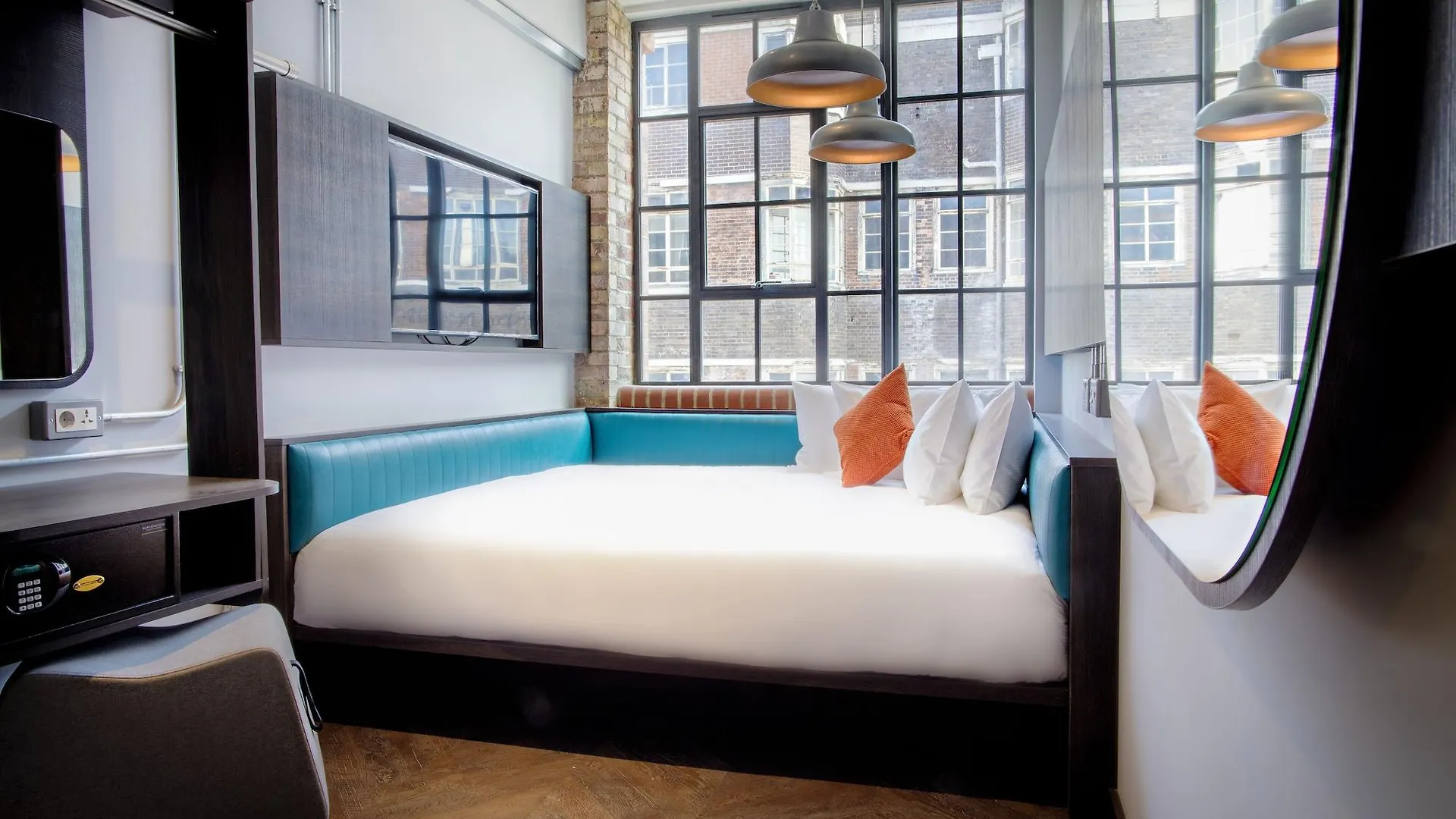 New Road Hotel London